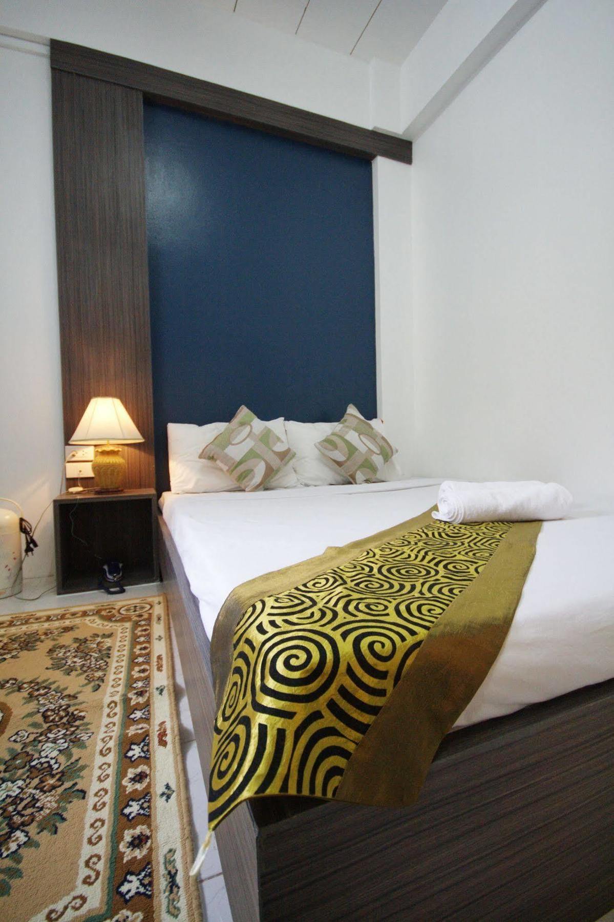 Riski Residence Bangkok-Noi - Wasit Apartment Kültér fotó