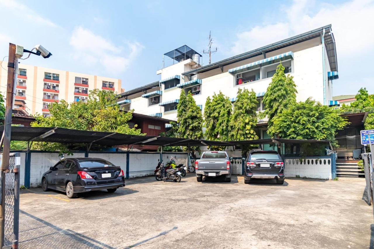 Riski Residence Bangkok-Noi - Wasit Apartment Kültér fotó