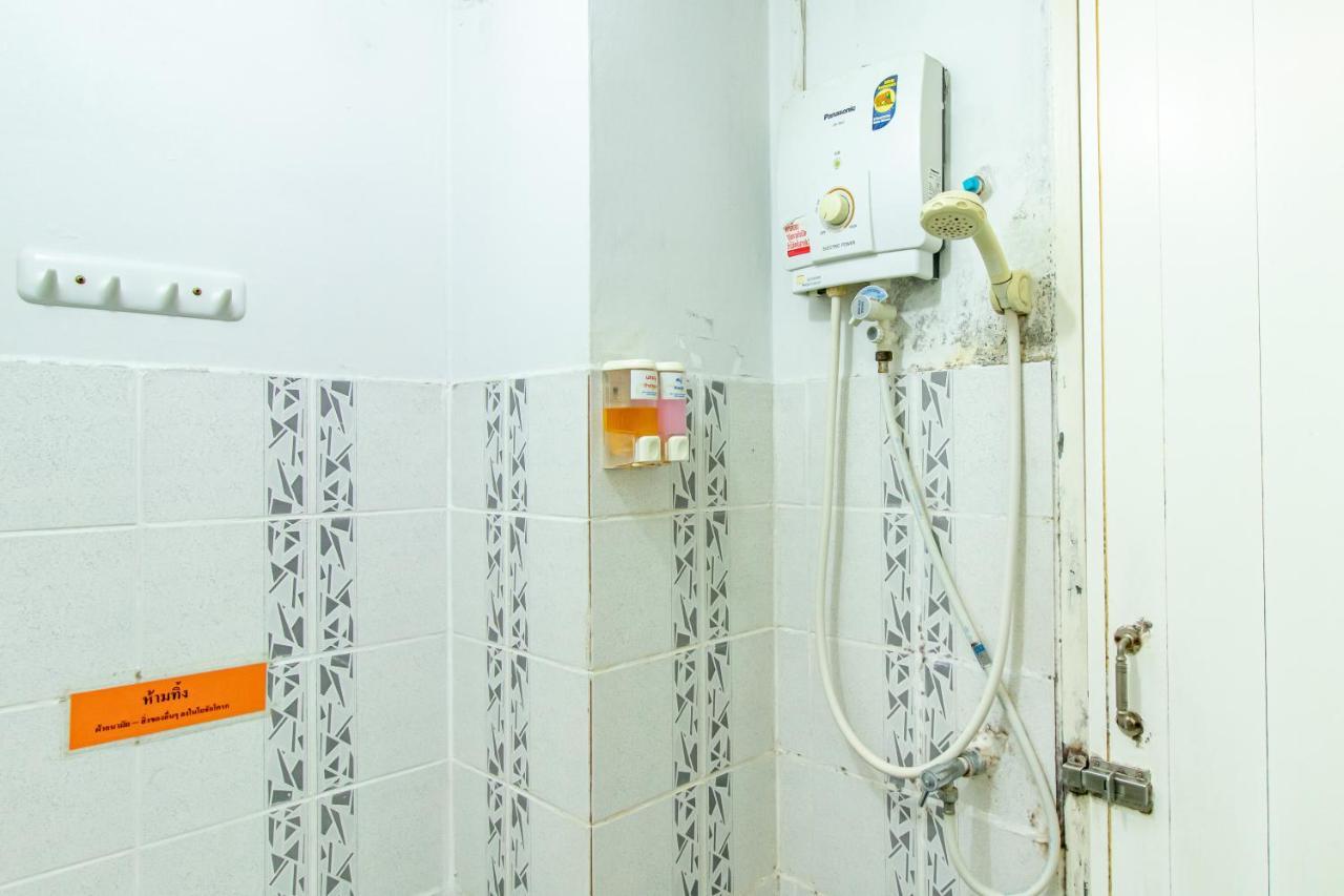 Riski Residence Bangkok-Noi - Wasit Apartment Kültér fotó